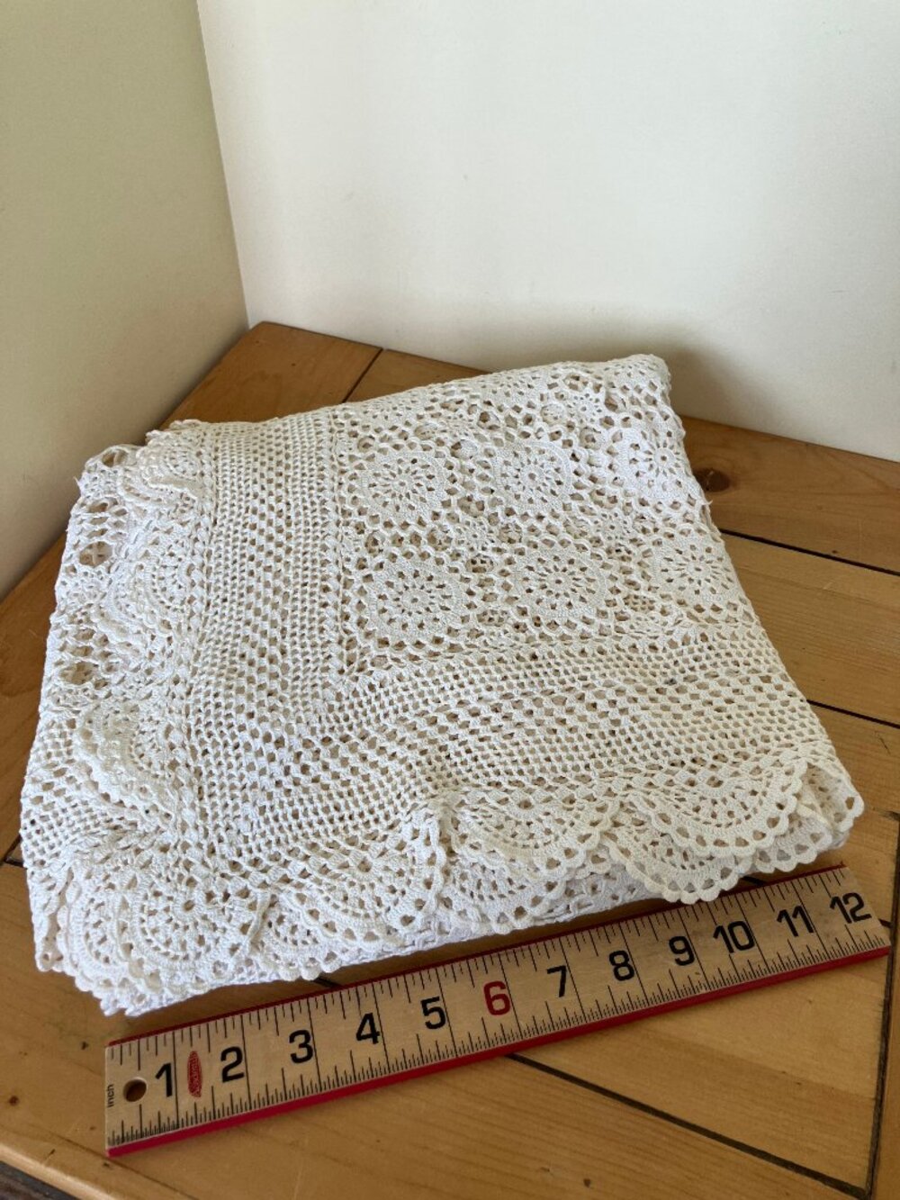 Hand Crochet Tablecloth Vintage Ivory Cotton Crocheted Lace 52x72" Scallop Edge